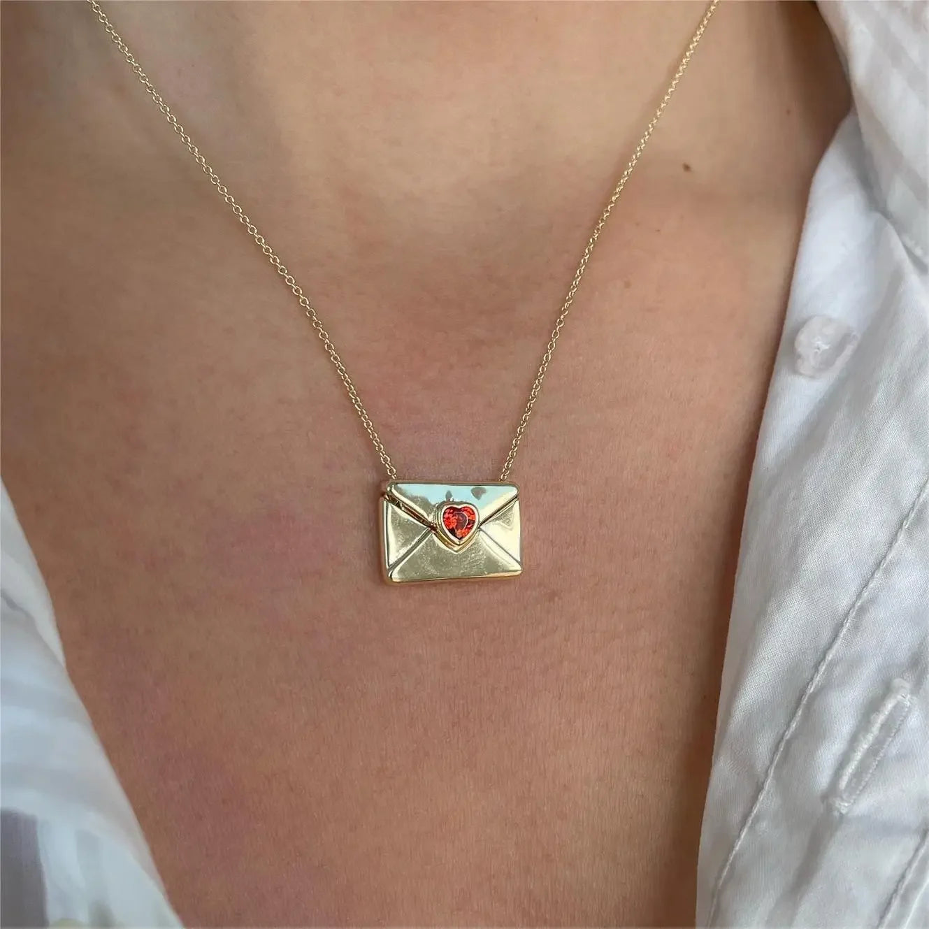 Vintage Heart Zircon Lettering I Love You Square Pendant Openable Envelope Necklace Stainless Steel Jewelry Valentine Day Gifts